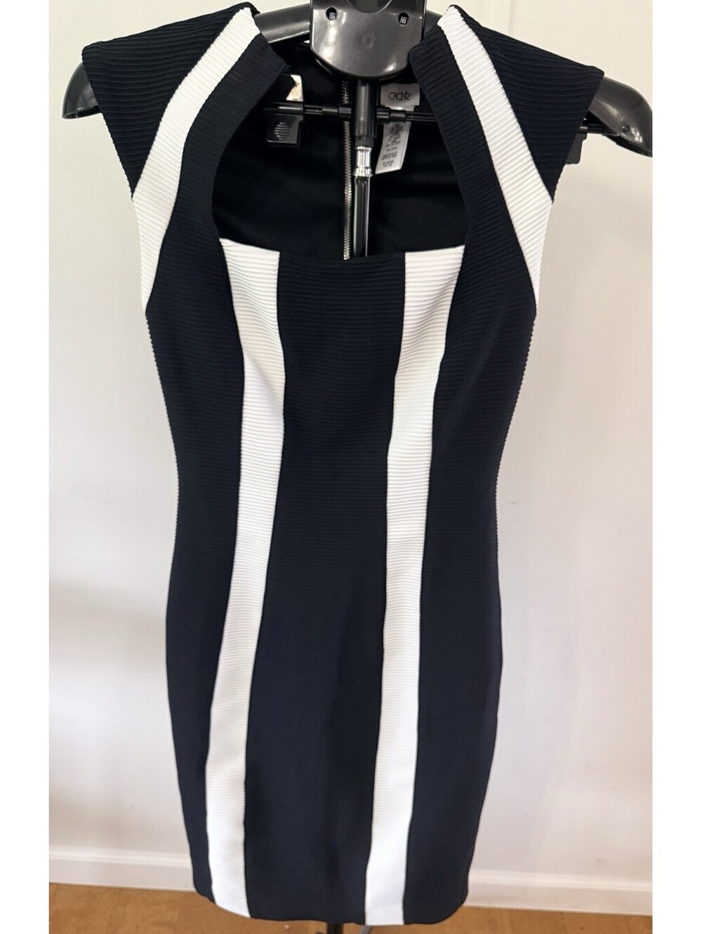 Cache Women's Colorblock Ribbed Square Neck Sheath Dress Black White Size 0
